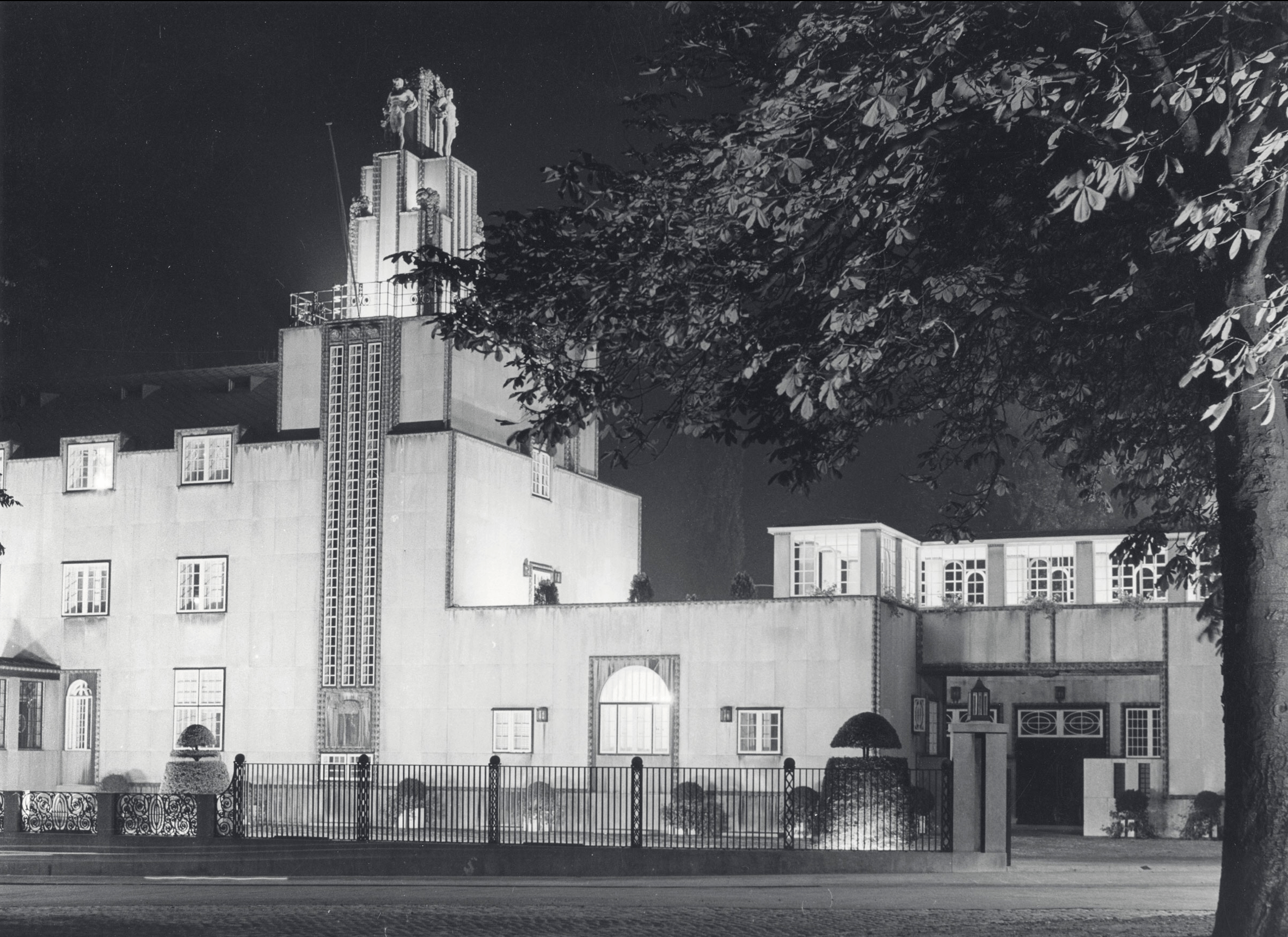 Outside view of the Palais Stoclet